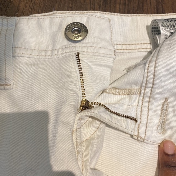Guess Jeans White Short Slits Size 27 - Picture 7 of 12